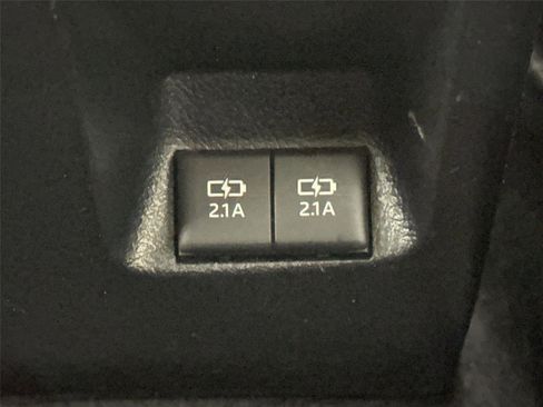 Certified 2022 Toyota 4Runner Limited image 38