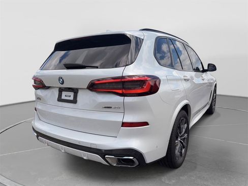 Used 2023 BMW X5 xDrive40i w/ Executive Package AWD/4WD image 5