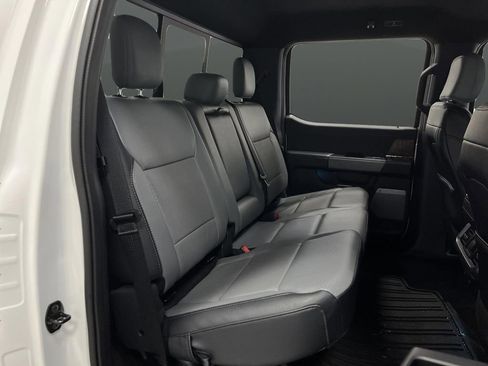 Used 2022 Ford F150 Lightning Lariat image 33