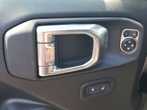 New 2025 Jeep Wrangler Sport S image 21