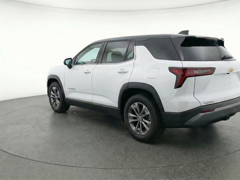 Used 2025 Chevrolet Equinox LT image 6