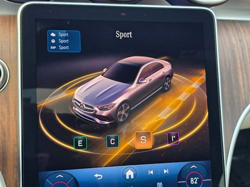 Used 2025 Mercedes-Benz C 300 Sedan image 33