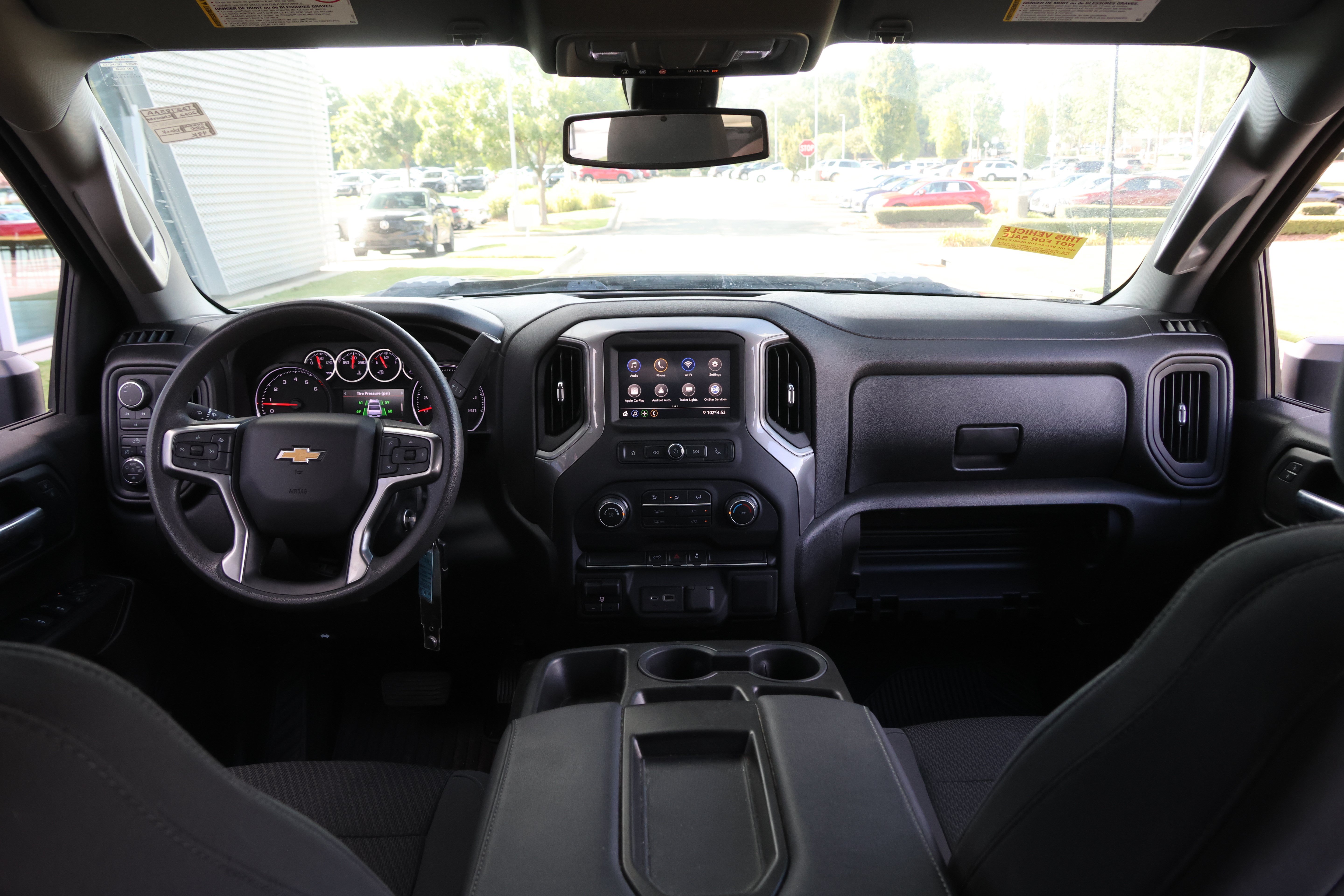 Used 2022 Chevrolet Silverado 2500 Custom w/ Custom Value Package AWD/4WD image 17