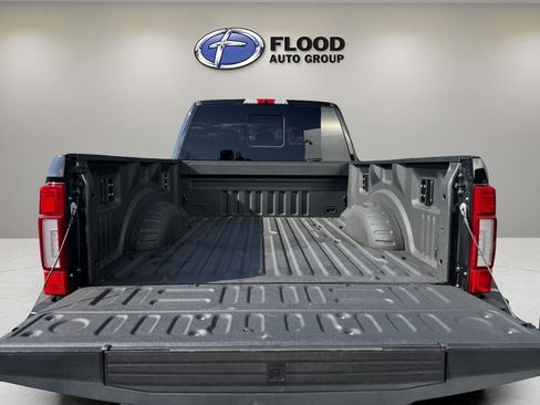 Certified 2021 Ford F250 Platinum w/ FX4 Off-Road Package image 7