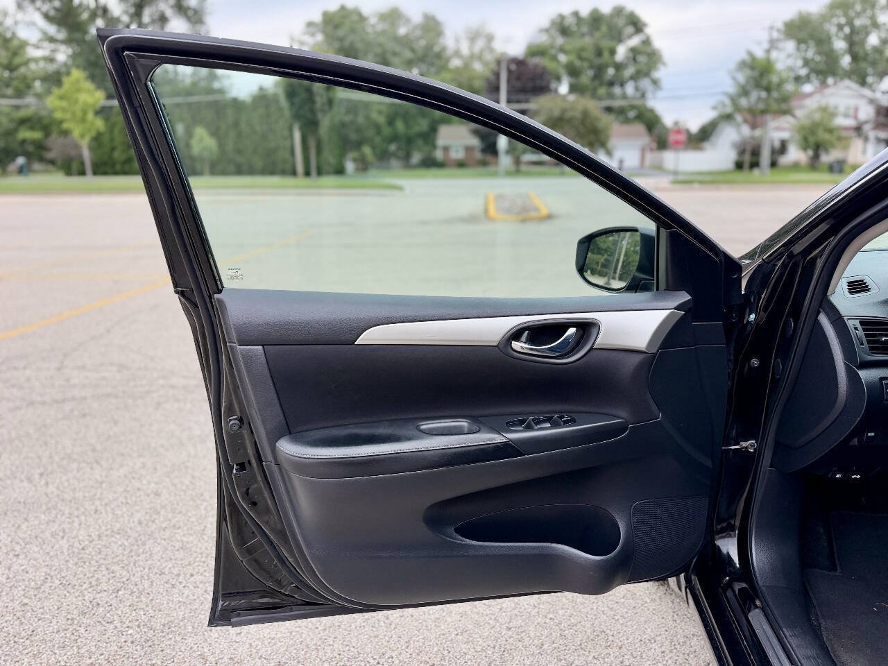 Used 2019 Nissan Sentra S FWD image 12