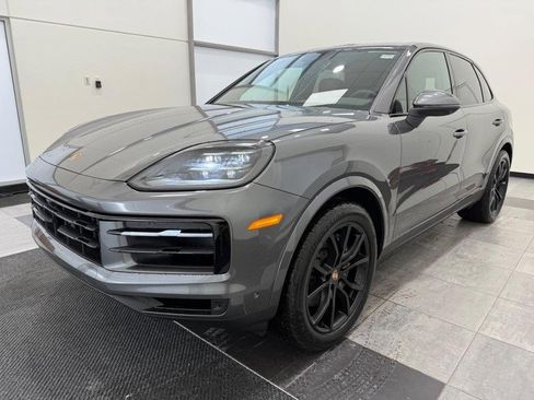 New 2026 Porsche Cayenne image 1