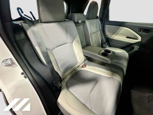 Used 2026 Subaru Forester Premium AWD/4WD image 28