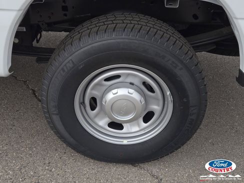 New 2025 Ford F250 XL image 5