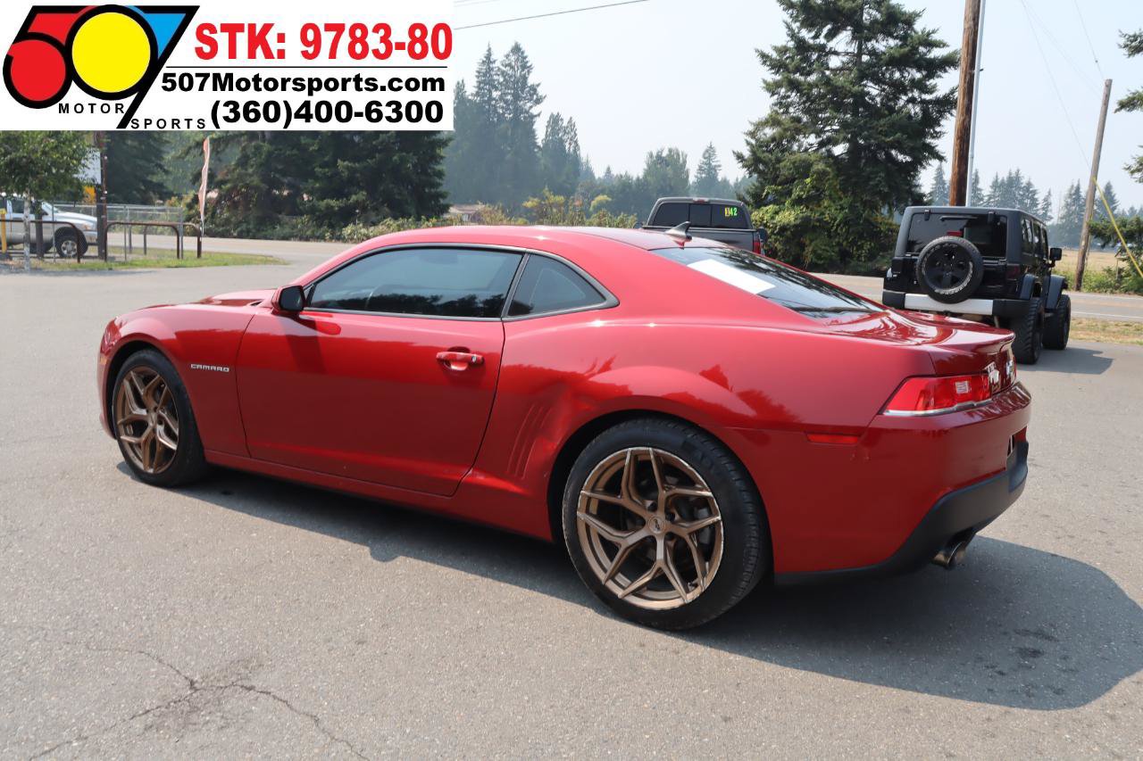 Used 2015 Chevrolet Camaro LT RWD image 5
