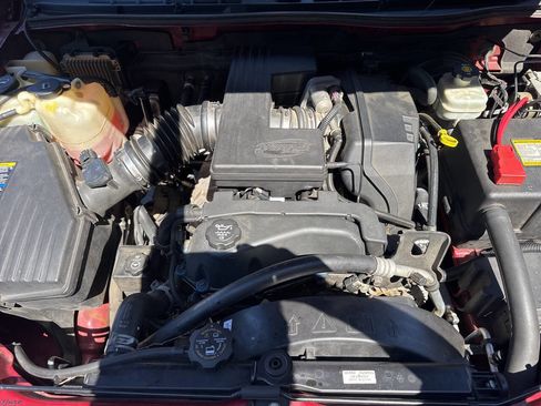 Used 2005 GMC Canyon SLE w/ Safe And Sound Package AWD/4WD image 23