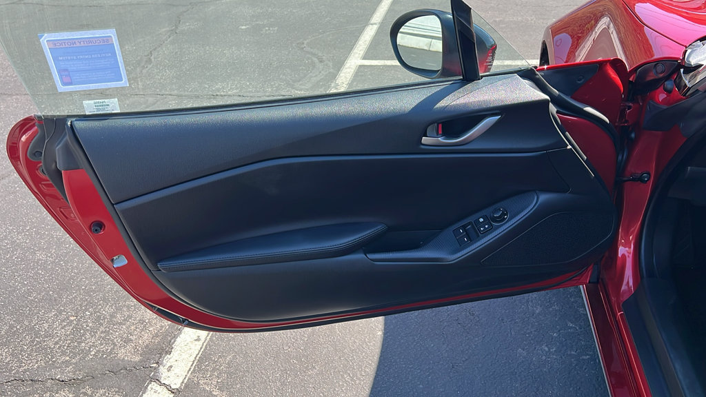 Used 2025 MAZDA MX-5 Miata Sport w/ Weather Package RWD image 10