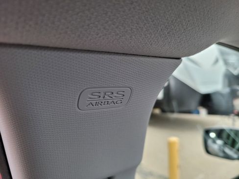 Used 2018 Subaru Forester 2.5i Premium w/ All-Weather Package AWD/4WD image 42