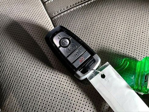 Used 2020 Ford Expedition Max Limited image 33