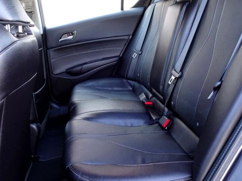 Used 2019 Acura ILX image 10