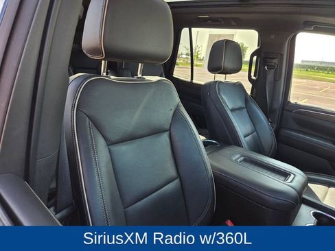 Used 2021 Chevrolet Tahoe Premier w/ Premium Package AWD/4WD image 39