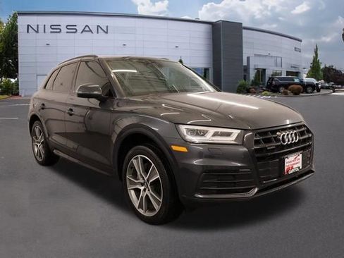 Used 2019 Audi Q5 2.0T Premium Plus w/ Premium Plus Package image 1