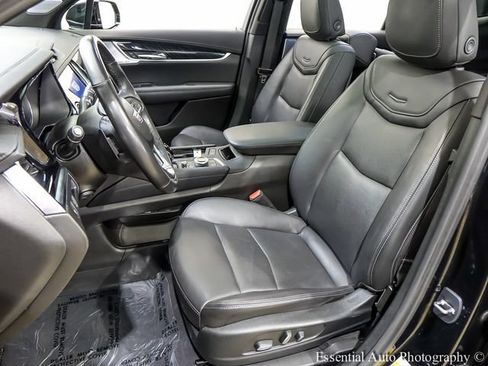 Certified 2024 Cadillac XT6 Premium Luxury w/ LPO, Floor Liner Package AWD/4WD image 10