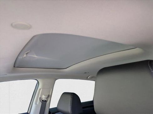 New 2026 Honda HR-V EX-L image 22