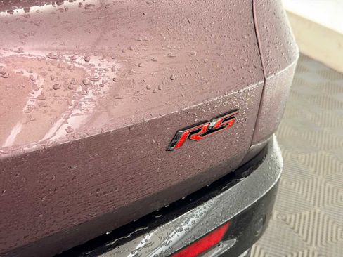 Used 2024 Chevrolet Traverse RS image 13