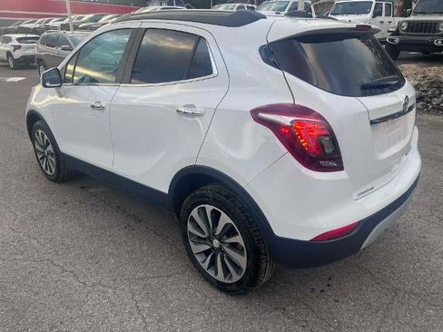 Used 2022 Buick Encore Preferred image 4