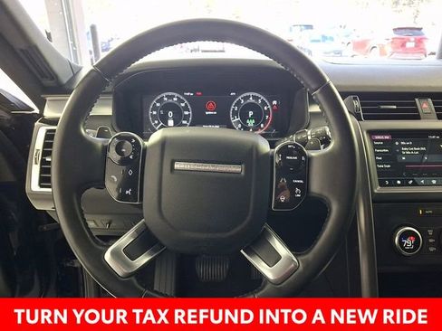 Used 2020 Land Rover Discovery Landmark image 25