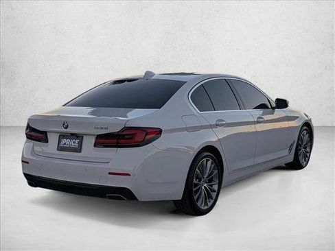 Used 2023 BMW 530i w/ Convenience Package image 5