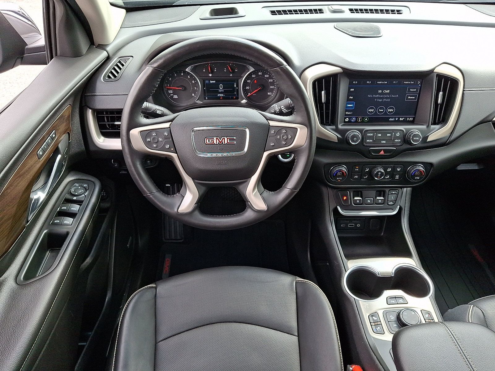 Used 2018 GMC Terrain Denali w/ Advanced Safety Package AWD/4WD image 13