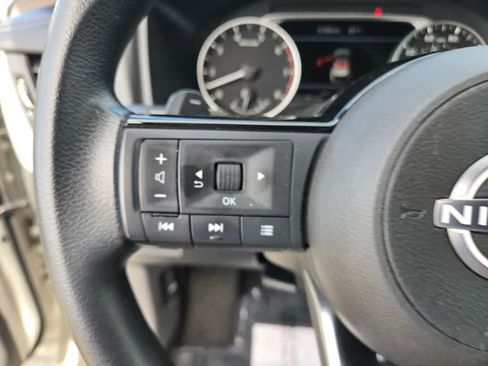 Used 2023 Nissan Rogue SV AWD/4WD image 21
