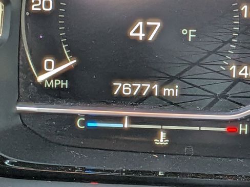 Used 2023 GMC Yukon XL Denali image 21