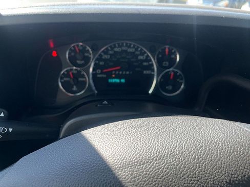 Used 2020 Chevrolet Express 2500 Extended w/ Communications Package image 38