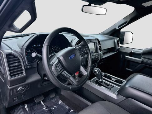 Used 2019 Ford F150 XLT w/ Equipment Group 302A Luxury AWD/4WD image 9