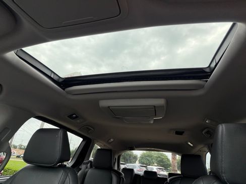 Used 2021 Honda Odyssey Touring image 23