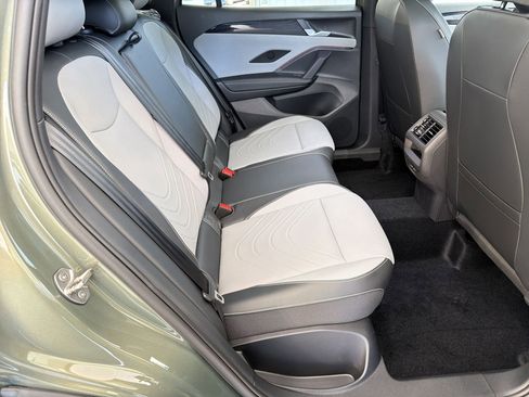 New 2026 Volkswagen Tiguan SE R-Line FWD image 29