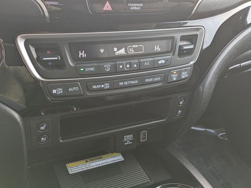 Certified 2023 Honda Passport Elite image 19