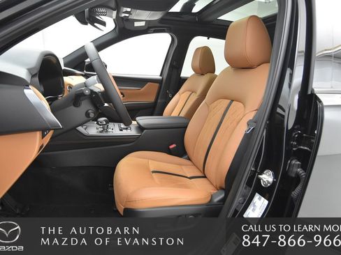 Certified 2025 MAZDA CX-70 3.3 Turbo S w/ Premium Plus AWD/4WD image 23
