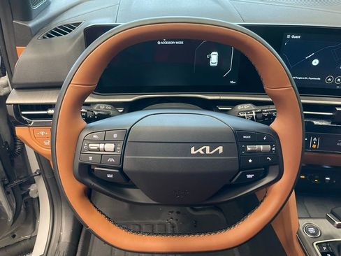 New 2026 Kia Sportage X-Line w/ X-Line Technology Package image 11