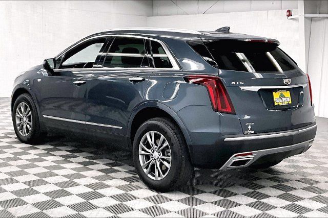 Used 2021 Cadillac XT5 Premium Luxury AWD/4WD image 2