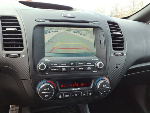 Used 2016 Kia Forte SX w/ SX Premium Technology Package image 14