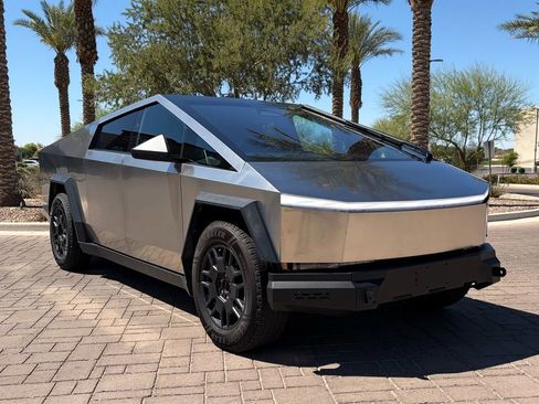 Used 2024 Tesla Cybertruck AWD Crew Cab image 1