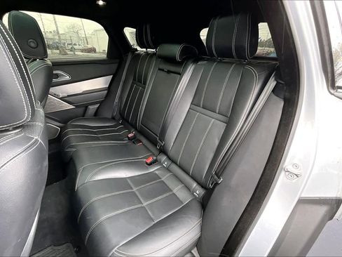 Used 2021 Land Rover Range Rover Velar R-Dynamic S image 22