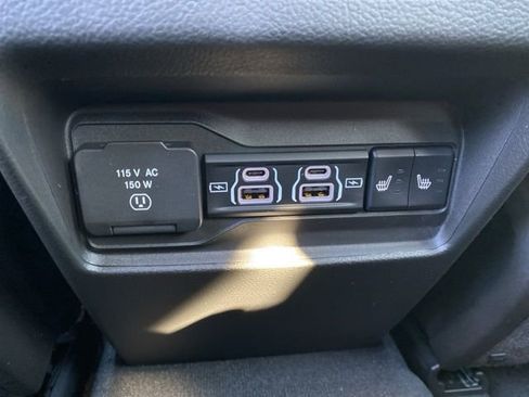 New 2025 Jeep Grand Cherokee Limited image 39