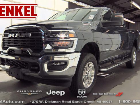 Used 2026 RAM 2500 Big Horn AWD/4WD image 1