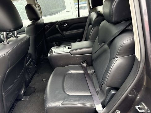 Used 2024 INFINITI QX80 Luxe image 6
