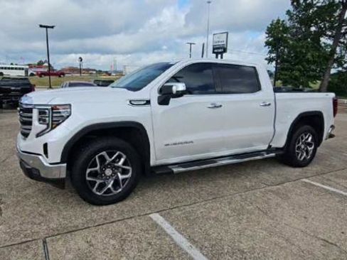 Certified 2025 GMC Sierra 1500 SLT AWD/4WD image 3