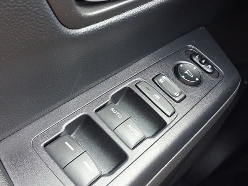 Used 2024 Honda CR-V EX image 13