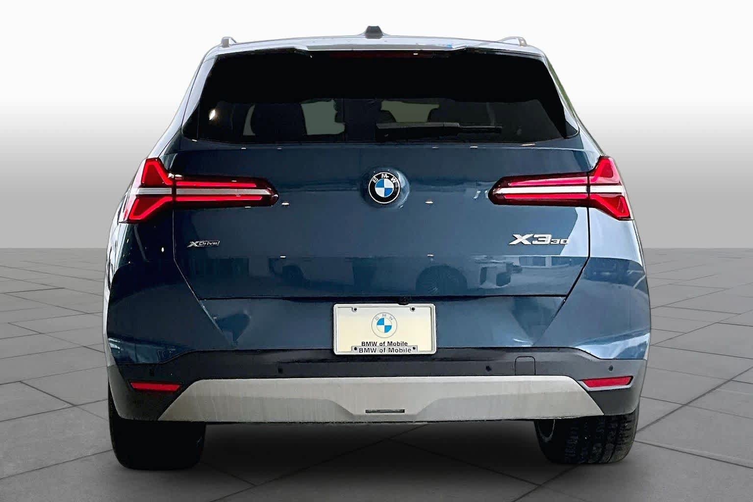 Used 2026 BMW X3 xDrive30i w/ Premium Package AWD/4WD image 4