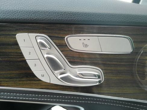 Used 2016 Mercedes-Benz C 300 4MATIC Sedan image 13