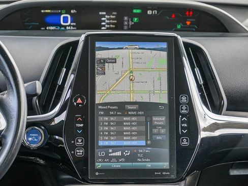 Used 2017 Toyota Prius Prime Premium w/ Carpet Mat Package image 15