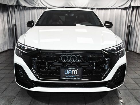 Used 2024 Audi SQ8 Premium Plus w/ Black Optic Package image 2