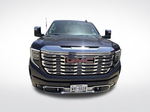 Used 2024 GMC Sierra 1500 Denali w/ Denali Reserve Package AWD/4WD image 2
